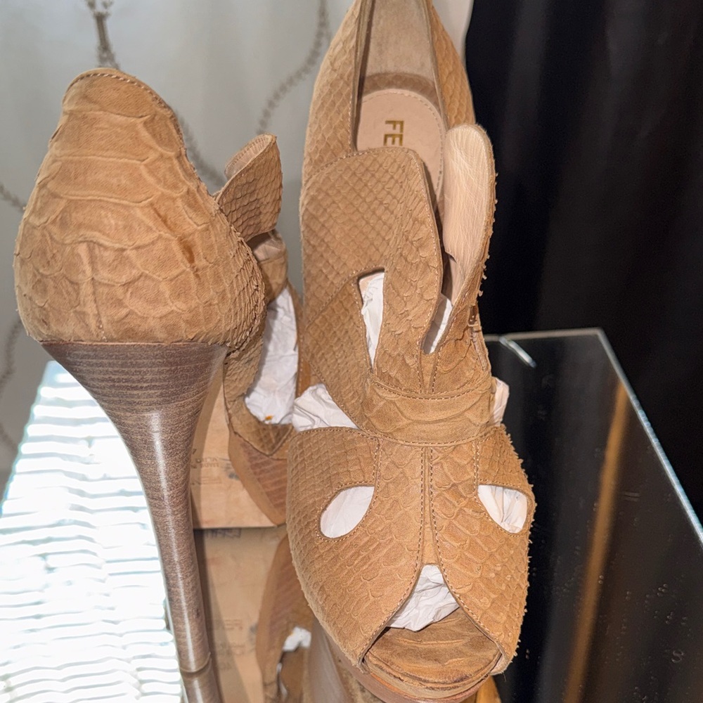 Fendi Brown Textured Peep-Toe High Heel Pumps